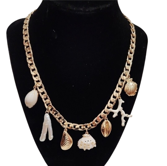 🔹House Of Harlow🔹️ 1960 Gold Charm 18" Natural Shell Freshwater Pearl Necklace - Picture 1 of 13